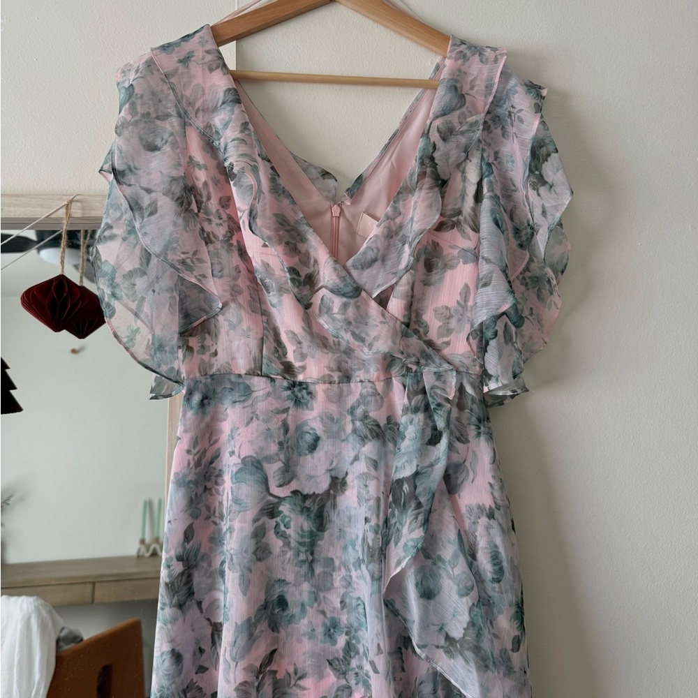 SOLD NWT KEEPSAKE THE LABEL Floral Asymmetrical Dress - Picture 4 of 4